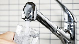 Se firmó la adecuación tarifaria del agua potable en la provincia