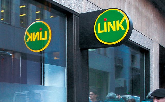 Desde la medianoche suspenderán por 4 horas el servicio en cajeros y homebanking de Red Link
