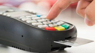 Los comerciantes deberán tener terminales de pago inalámbricas