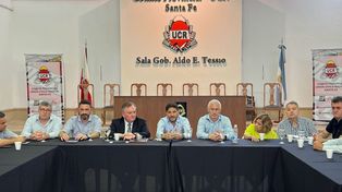 El cónclave. Maximiliano Pullaro encabezó las conversaciones en el comité provincial de la UCR.