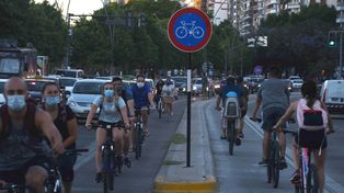 En los momentos de mayor tránsito, las bicisendas más utilizadas suman más de 400 ciclistas por hora.
