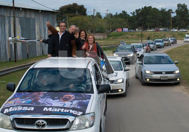 Caravana de final de campaña del Frente Renovador en Santa Fe