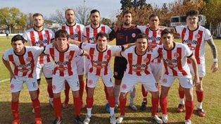 El rojo firmatense es el mejor equipo de la etapa inicial: se ganó el 1.