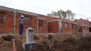 Sector dinámico. La construcción se prepara para mover un poco la economía estancada. 