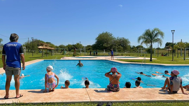Este lunes se inauguró una nueva colonia de verano para adolescentes en el complejo Yarará