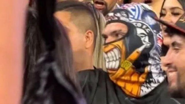 Carlos Palacios se infiltró con los hinchas de Colo Colo.