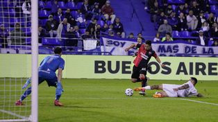Newells bajó el rendimiento que tuvo en la primera mitad. Foto: Celina Mutti Lovera - La Capital.