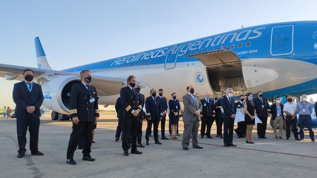 Partió hacia Moscú el avión de Aerolíneas que traerá a Argentina la vacuna Sputnik V