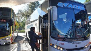 Aumentó el colectivo entre Santa Fe y Paraná: cuánto cuesta el pasaje desde octubre