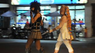 Denuncian que travestis argentinas son esclavas sexuales
