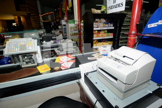 Asaltaron el supermercado El Túnel de Zavalla y General López