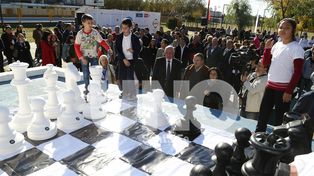 Entregarán cuatro juegos de ajedrez gigantes en la ciudad