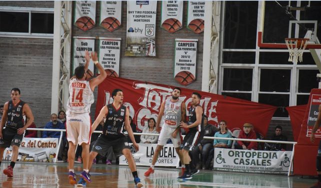 Unión se lo dio vuelta a Tiro Federal y se metió en las semifinales