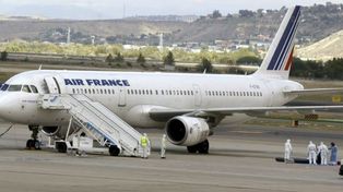 Encuentran el cadáver de un hombre en el tren de aterrizaje de un avión de Air France
