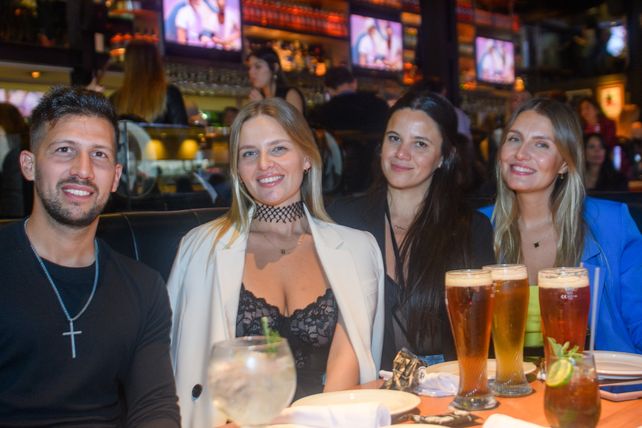 Franco Cuagliaro, Oriana Zatti, Pía Belén y Marian Zatti