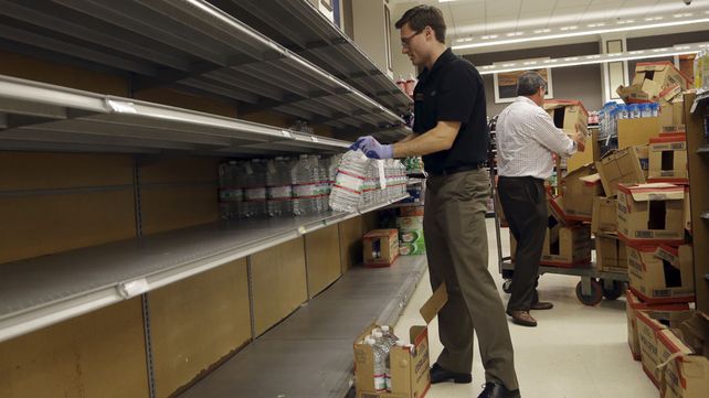 Entrerrianos en Miami: Las calles están vacías, no hay combustible ni luz