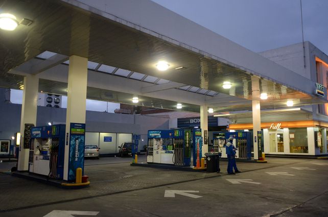 Las estaciones de servicio del país suspenderán la atención al público en la noche del 24 y 31 de diciembre.