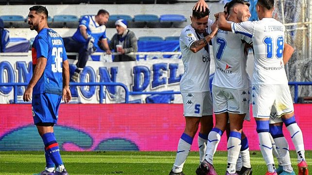 Tigre perdió ante Vélez por la penúltima fecha. Fue 3 a 2 en Victoria.