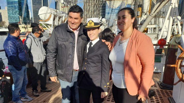 Iara Lamboglia junto a su madre