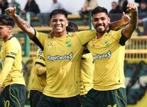 Torneo Clausura: Defensa goleó a San Lorenzo y profundizó su crisis