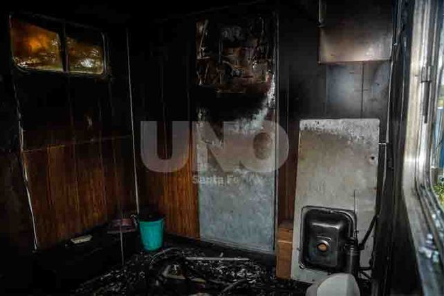 Incendiaron la casilla de la Guardia Municipal en el Parque Federal