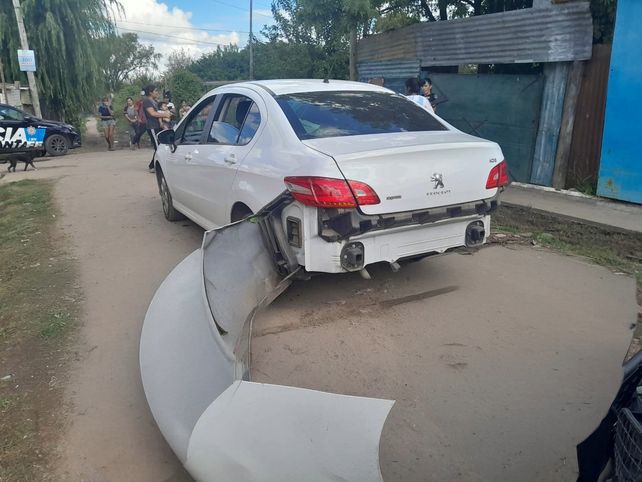 El auto fue recuperado tras una persecución en Tío Rolo
