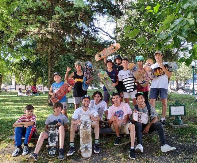 La última pateada de los skaters en Concepción del Uruguay.&nbsp;