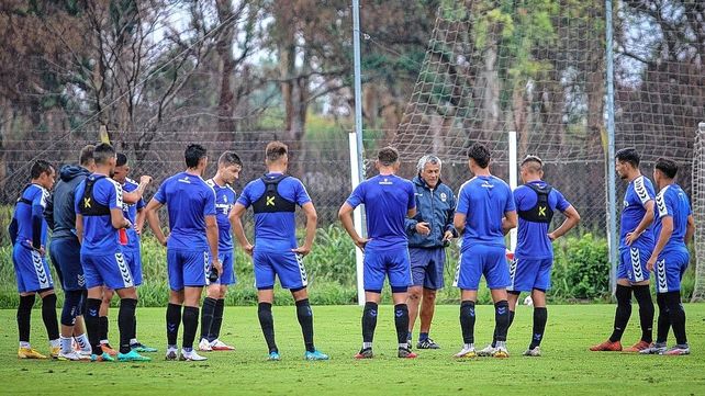 Gorosito evalúa variantes en Gimnasia para visitar a River