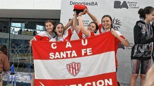 Muy buena actuación de los nadadores santafesinos de Unión en los relevos.