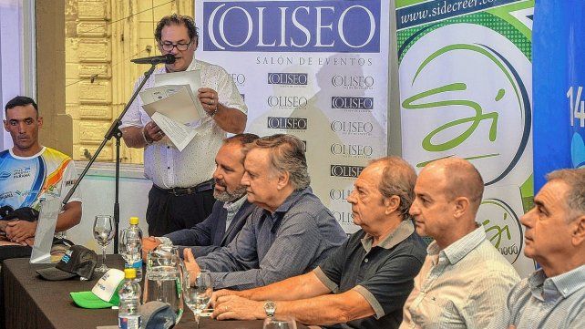 Aguas Abiertas: Se corre la Villa Urquiza-Paraná.
