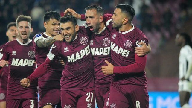 Lanús recibe a Liga de Quito en un partido clave por la Libertadores