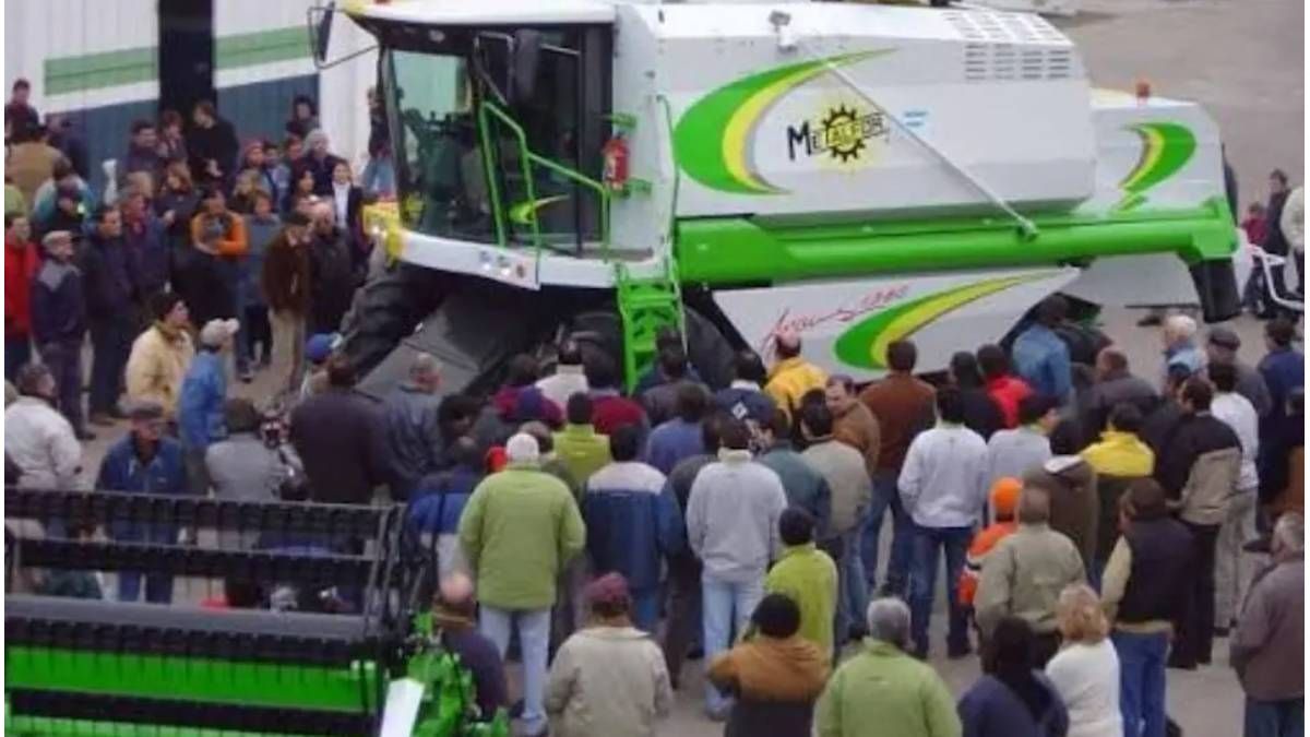 Córdoba: los dejaron salir antes para ver el partido de la Selección y luego les mandaron telegramas de despido