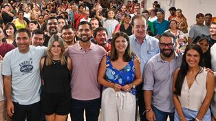 García visitó instituciones, dialogó con vecinos y mantuvo reuniones con intendentes y presidentes comunales.