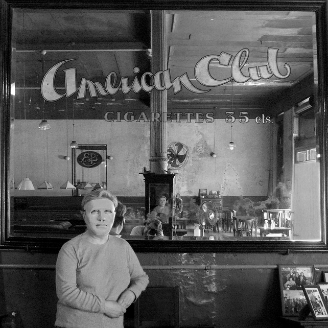 Raúl Cottone presenta la muestra fotográfica Hombres sin rostro - Sombras