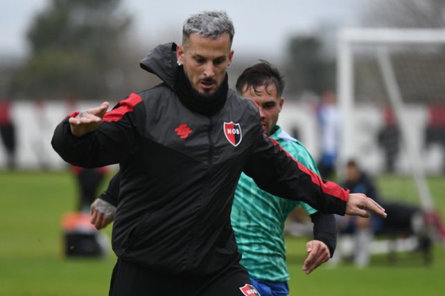 Darió Benedetto tampoco podría debutar en Newells este viernes.&nbsp;