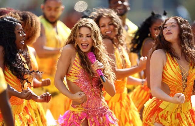 De Wanda Nara y Pampita a Tom Cruise y Dua Lipa: los famosos que coparon la final del Mundial