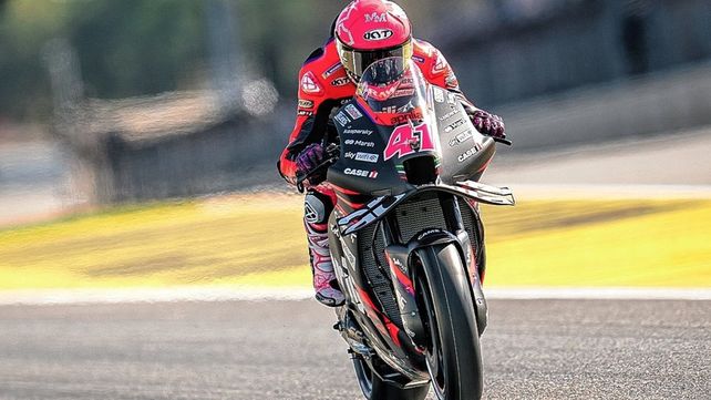 MotoGP: Aleix Espargaró voló en los ensayos en Barcelona
