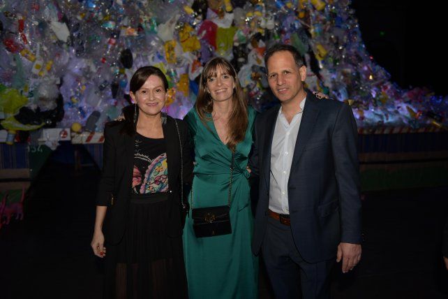 Sandra Hechtlinger, Virgina Garguichevich e Igal Strajelevich