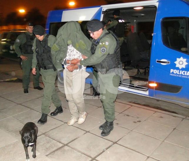 Videla: Arrestaron a un policía retirado y a otro en actividad por el robo de 100 vacunos