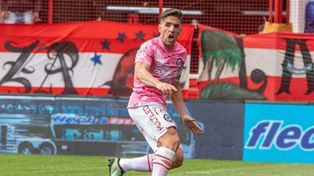 Argentinos busca volver a reinar en soledad