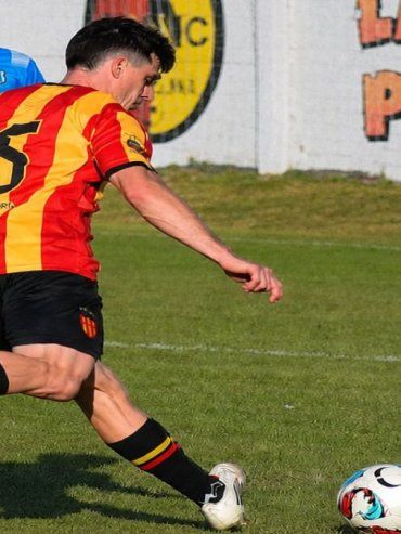 Neuquén sigue en lo más alto de la Liga Paranaense
