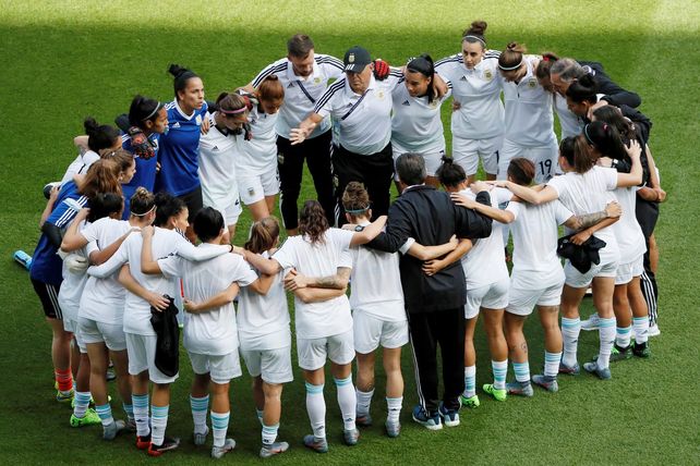 La historia de la tormenta entre las jugadoras de la Selección y el DT