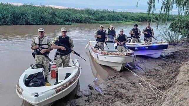 En Entre Ríos hubo 21 armas secuestradas y más de 600 kilos de pescado decomisados. En Entre Ríos hubo 21 armas secuestradas y más de 600 kilos de pescado decomisados.