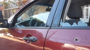 Los impactos de bala en el auto ataco en Arribeños 1100, en la zona norte de Rosario.