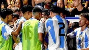 La Selección Argentina festejó en España.