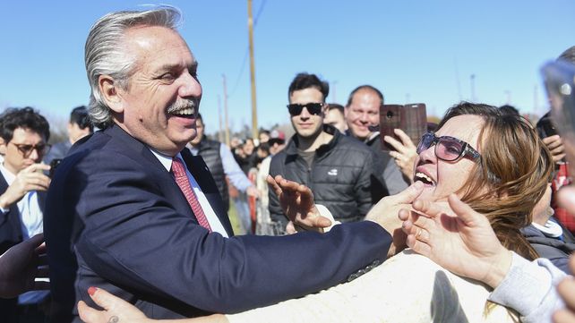 Alberto Fernández dijo que no se va a parar la obra pública