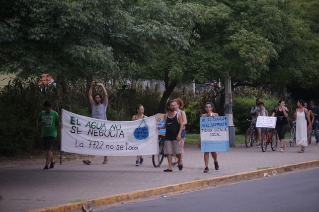 Caminaron por la Costanera de Paraná.&nbsp;