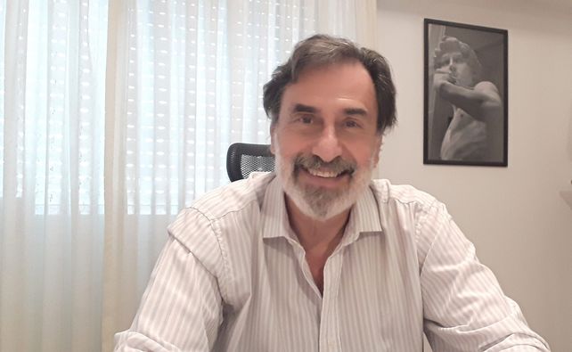El psicólogo y ensayista Raúl Koffman presenta su primer libro: Homo Credens, condenados a creer