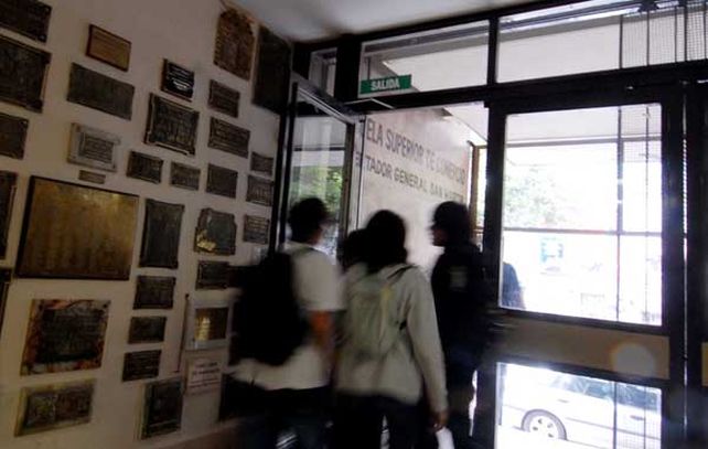 Unr Raggio Ya está abierta la inscripción al nuevo secundario de la UNR: cómo y ...