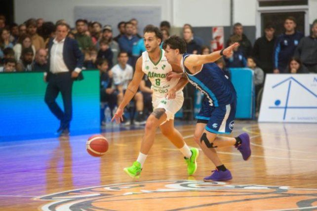 Atenas cierra el año ante Platense en Vicente López